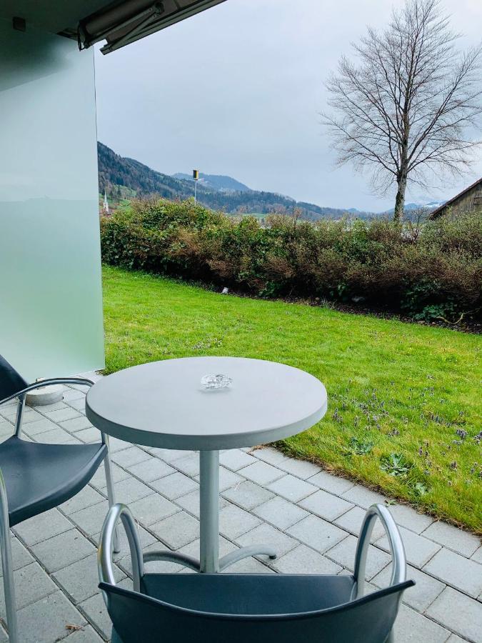 Hotel - Restaurant Eierhals Am Aegerisee Oberägeri Extérieur photo