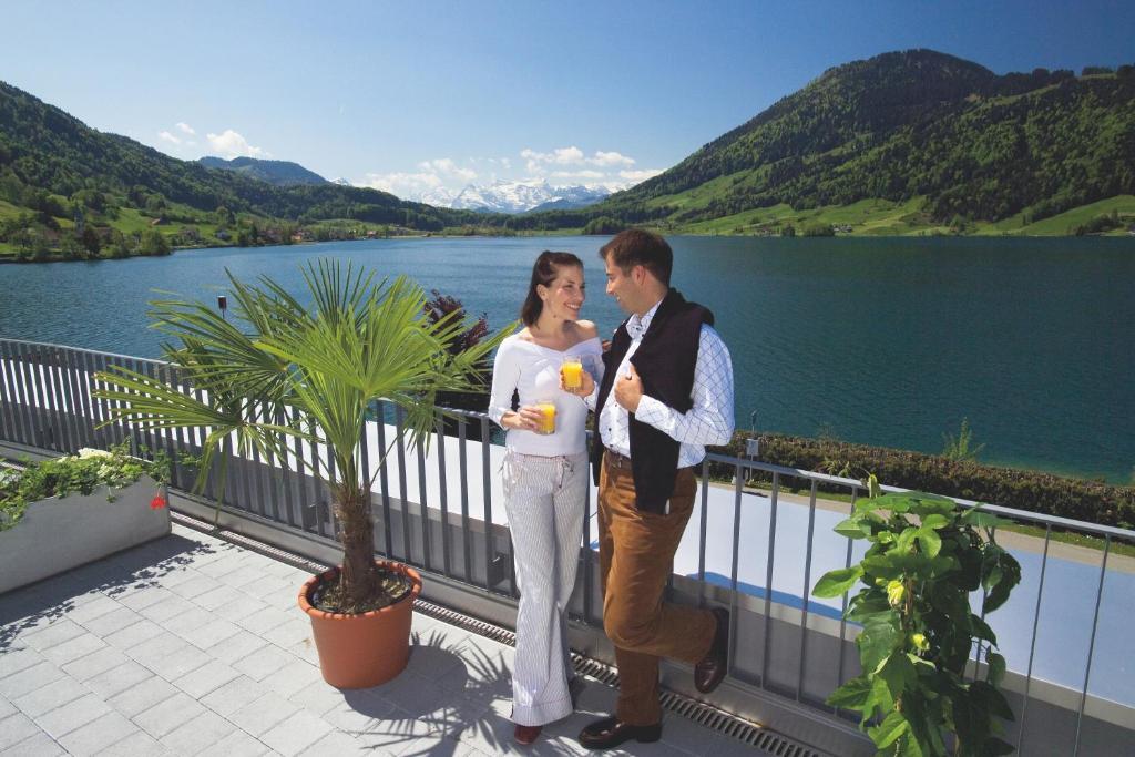 Hotel - Restaurant Eierhals Am Aegerisee Oberägeri Extérieur photo